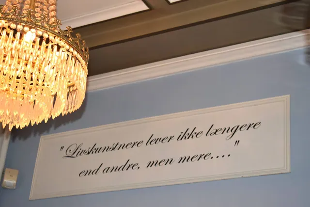 Cafe Palæet