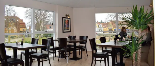 Cafe Bella