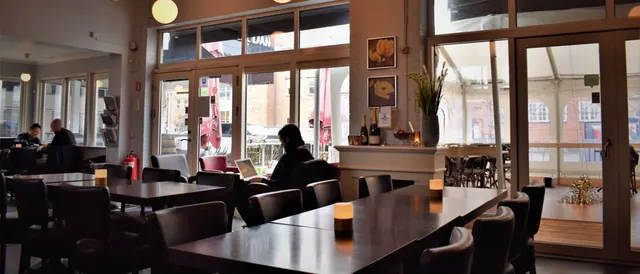 Cafe Le Perr Kastrup