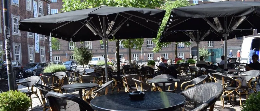 Oscar Bar & Cafe