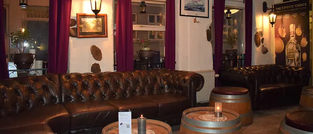 Highlanders Bar