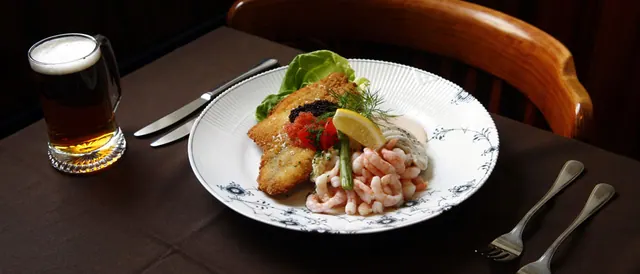 Cafe Gl. Torv Huset Med Det Grønne Træ