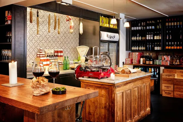 Nebbiolo Winebar