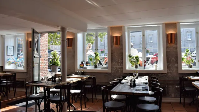 Restaurant 1733