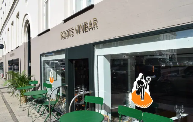 Roots vinbar på Strandvejen i Hellerup