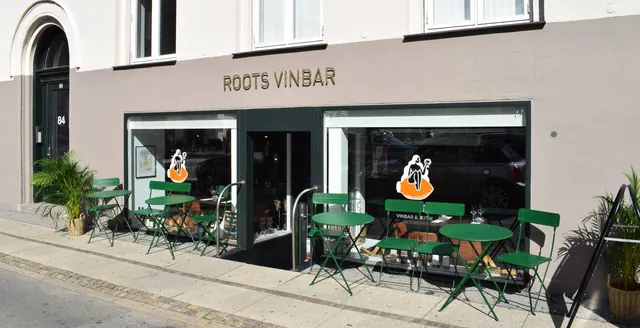 Roots vinbar på Strandvejen i Hellerup